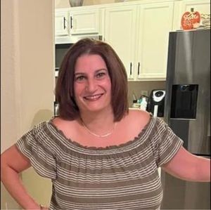 Meet your Posher, Laurie